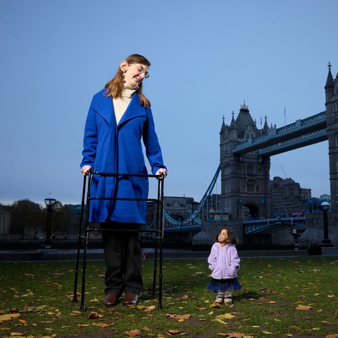 
Shortest woman Jyoti Amge, Tallest woman Rumeysa Gelgi